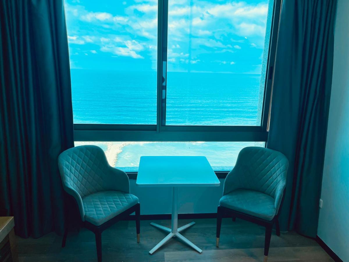 Carmel Holiday Apartments Нетания Экстерьер фото